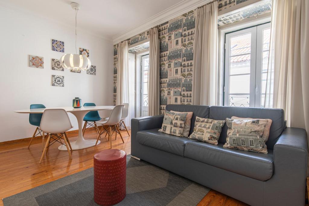 Condessa 2BDR Duplex by LovelyStay 61 Rua da Condessa 3º Esquerdo, 1200-121 Lisbonne