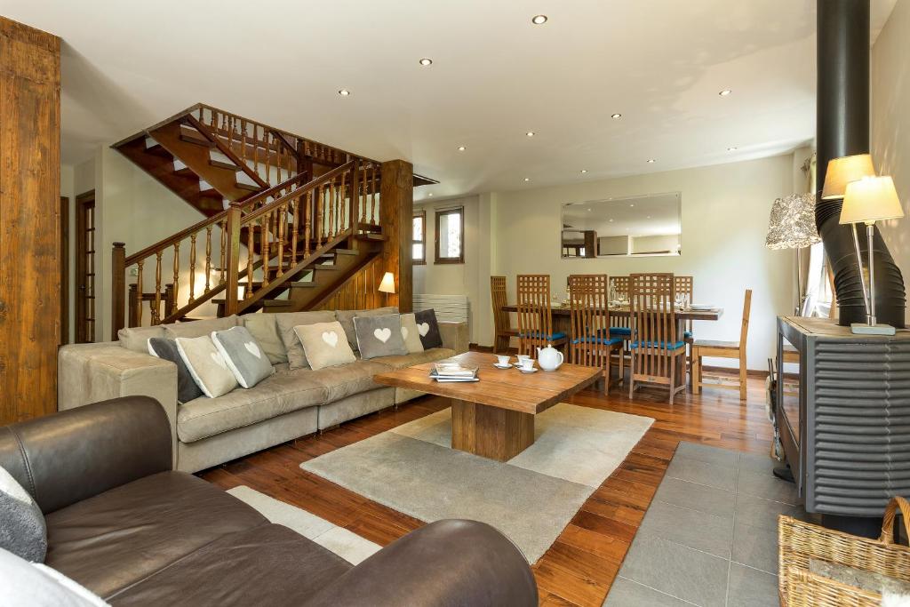 Condoliving-Coburg