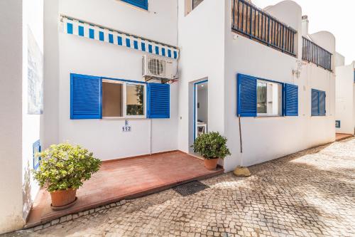 Condominium with swiming pool Alvor 112B