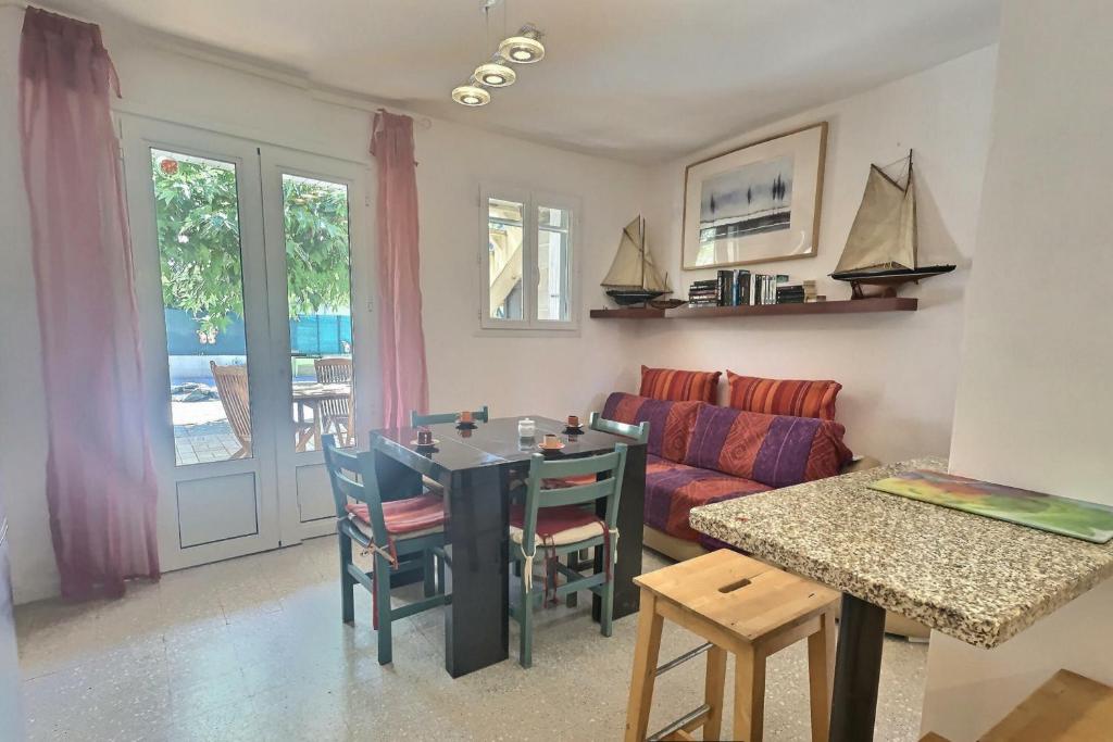 Confortable appartement climatisé à 25m de la plage RUE DE TOURAINE, 14, 34350 Valras-Plage