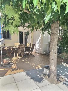 Confortable appartement climatisé à 25m de la plage