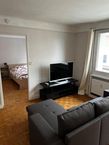 *Confortable / Centre-ville / lit king size*