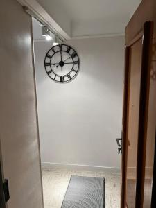 *Confortable / Centre-ville / lit king size*