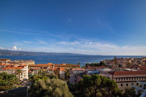 Confortable et Cosy Splendide Vue Mer coeur ville