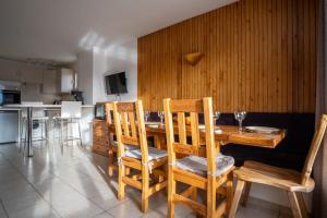 Confortable flat at the foot of the slopes in Huez - Welkeys
