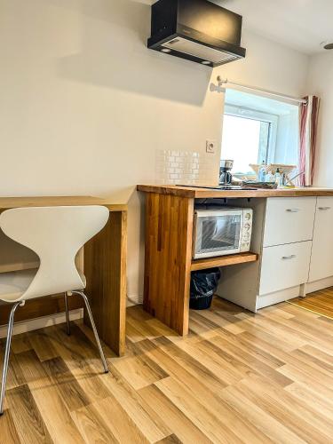 Confortable T2 équipé axe cuissai damigny