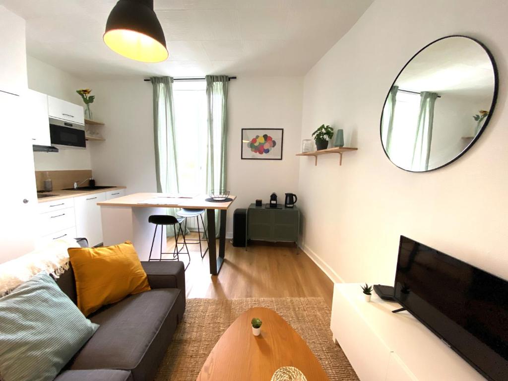 Appartement Confortable T2 sur les rives de la Charente 7 rue de saintes 16000 Angoulême