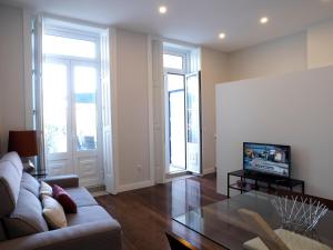 Cool Terrace Apartment