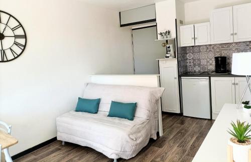 Coquet Appartement T2 PORT DE GRUISSAN 4 personnes 4THAL104