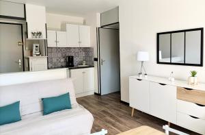 Coquet Appartement T2 PORT DE GRUISSAN 4 personnes 4THAL104
