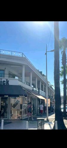 Coquet logement vu mer à 2 pas des plages