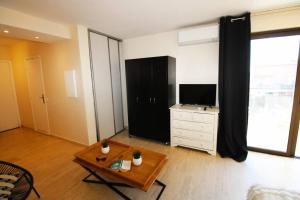 Appartement Corniche d'Or 3 YourHostHelper 2 Boulevard de la Corniche d'Or 06590 Théoule-sur-Mer Provence-Alpes-Côte d\'Azur