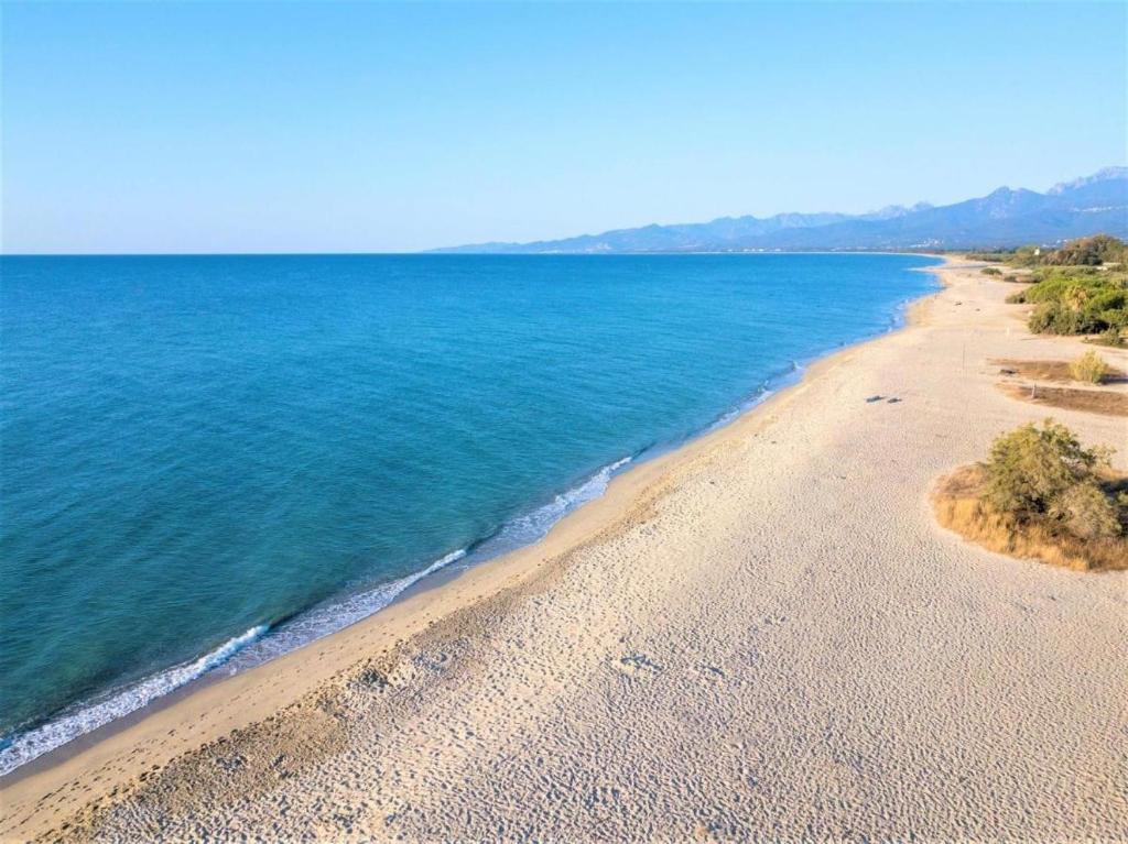 Corse, Appartement avec Piscine en bord de mer Les MELODY, 20221 Moriani-Plage