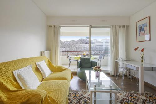 Cosy 1br with terrace and parking in Biarritz 5 min to the beach - Welkeys