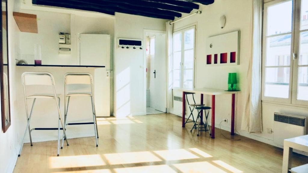 Cosy 25 sqm Studio in Heart of Paris Passage Lemoine, 75002 Paris