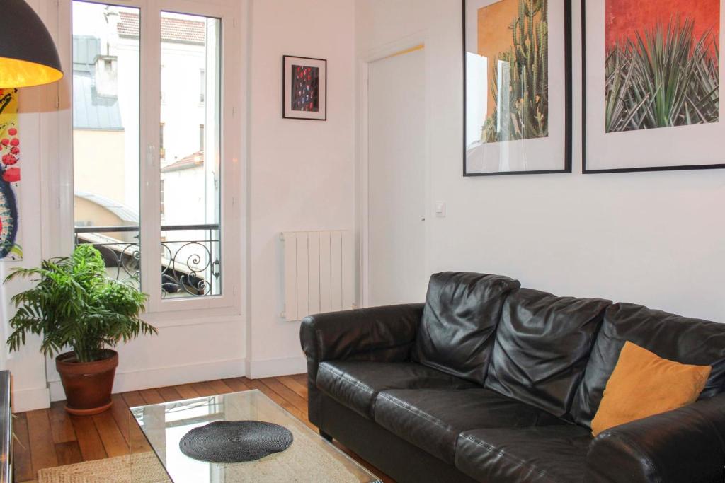 Appartement Cosy 32m near the Buttes-Chaumont Park 43 Av. Secrétan 75019 Paris
