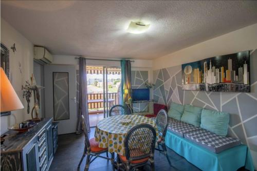 Cosy 35 M2 With Balcony In A Quiet Residence