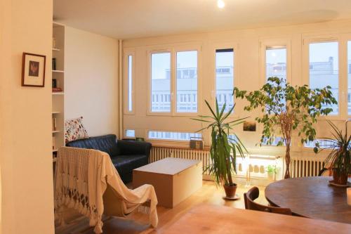 Cosy 47m near Buttes-Chaumont