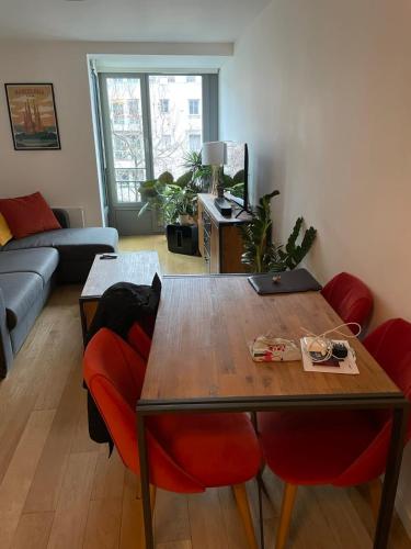Cosy 48m near La Villette