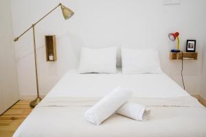 Cosy and Modern Flat in Porto with private parking