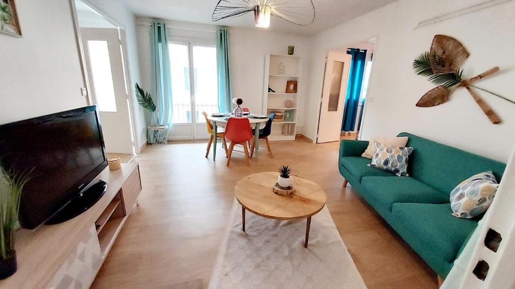 Appartement Cosy Ange - 3CH -WIFI- Centre avec balcon 6 Rue Camy 64000 Pau