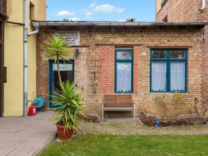 Cosy apartment in Naumburg with fenced garden and terrace