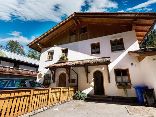 Cosy apartment in Sch nau am K nigsee in a wooded location