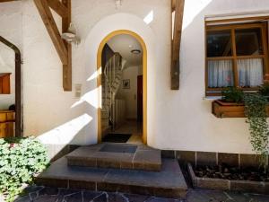 Cosy apartment in Sch nau am K nigsee in a wooded location