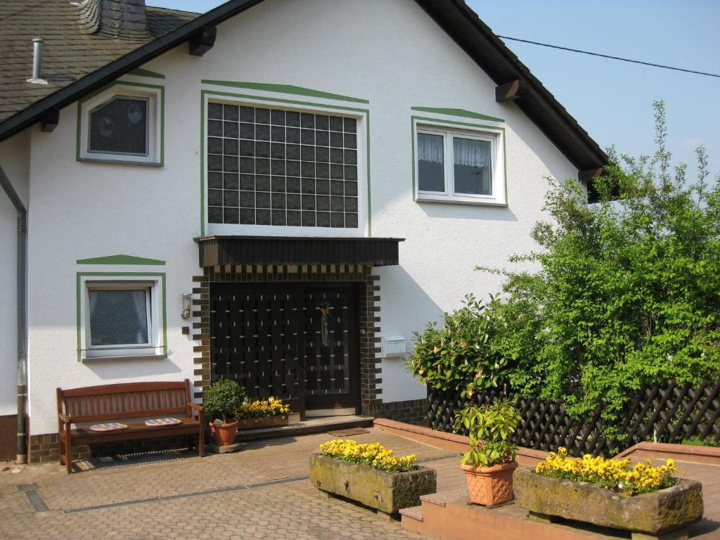 Appartement Cosy Apartment in Wilsecker near the Forest  54655 Kyllburg