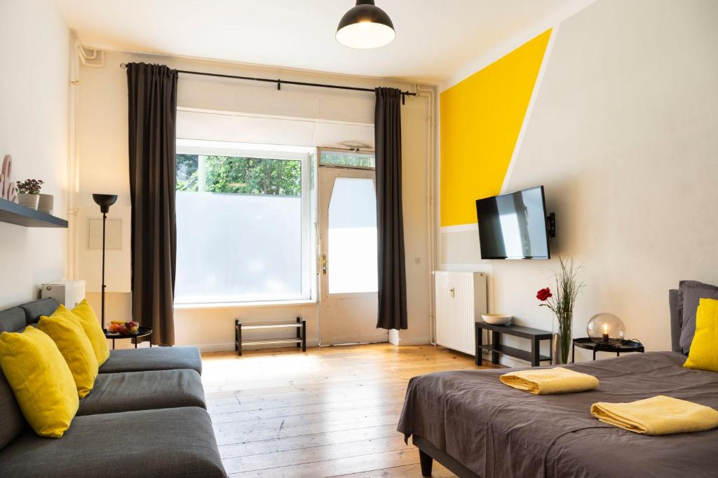 Cosy Apartment plus Self Checkin plus free Street parking Sonnenallee 147, 12059 Berlin