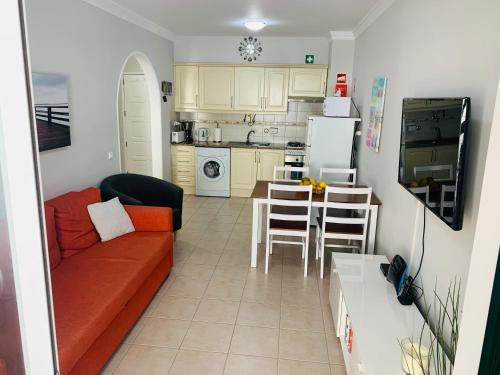Cosy Apartment pool in Praia Da Rocha Portimao