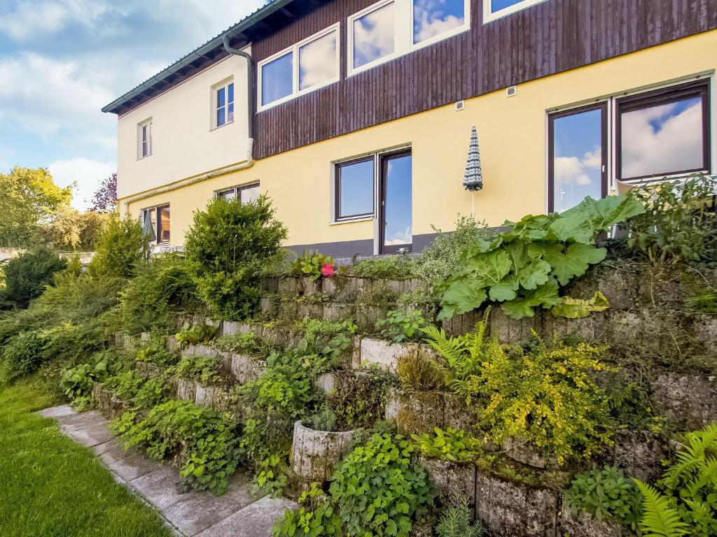 Appartement Cosy apartment with terrace and garden access in a quiet wooded area  91327 Gößweinstein