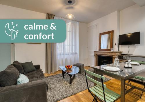 Cosy Appartement Lyon Valmy - parking
