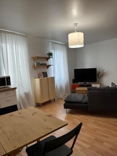 Appartement cosy au centre ville et proche gare Laval france