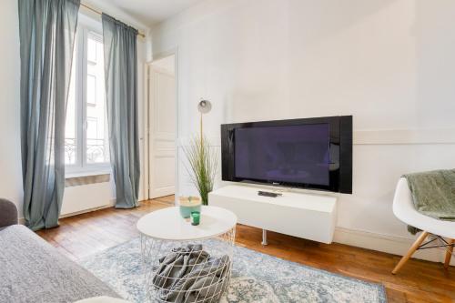 Appartement Appartement cosy chaleureux Proche Paris - Defense 5 Rue Honoré d'Estienne d'Orves Suresnes