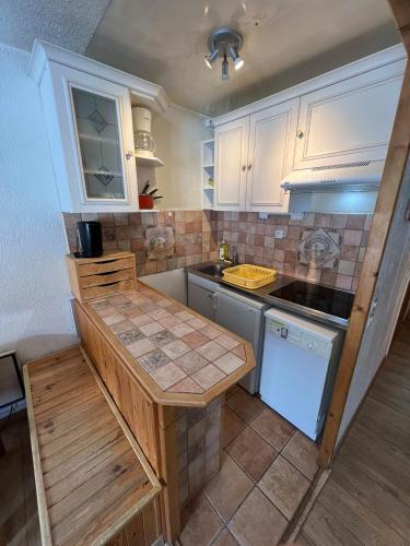 Cosy Condo Ski-In Out Val Thorens