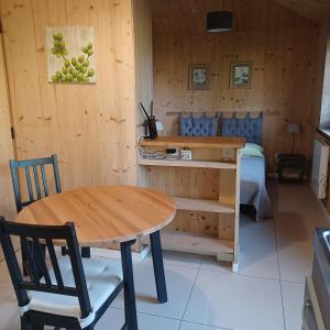 Cosy Cottage Yucca