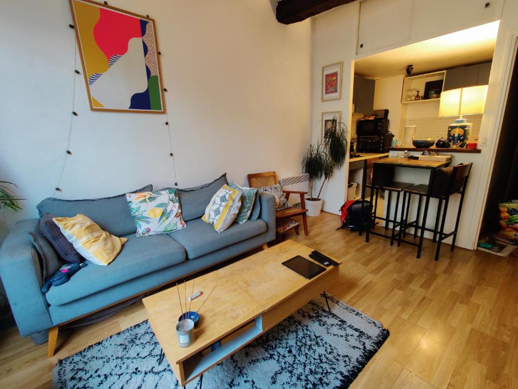 Appartement Cosy flat in the very Heart of Paris 24 Rue Saint-André des Arts 75006 Paris