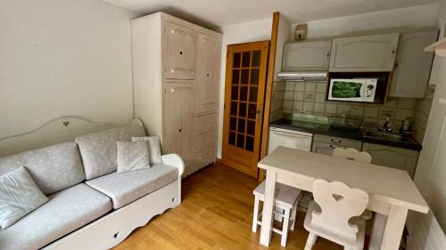 Cosy flat on the slopes and centre of Chamonix
