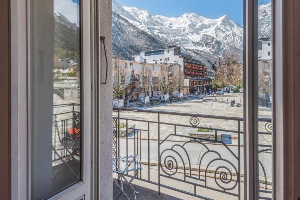 Appartement Cosy flat with balcony in the centre of Chamonix - Welkeys 15 Rue de l'Hôtel de ville Résidence La Vardaffe 74400 Chamonix-Mont-Blanc