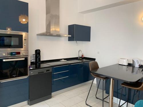 Cosy Indigo - 3 chambres 110m2 - Centre ville