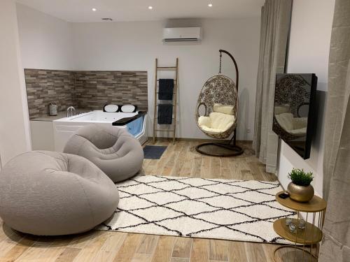 Appartement Appartement Cosy Jacuzzy Luxe Gare de Toulon 148 Avenue Amiral Collet Toulon