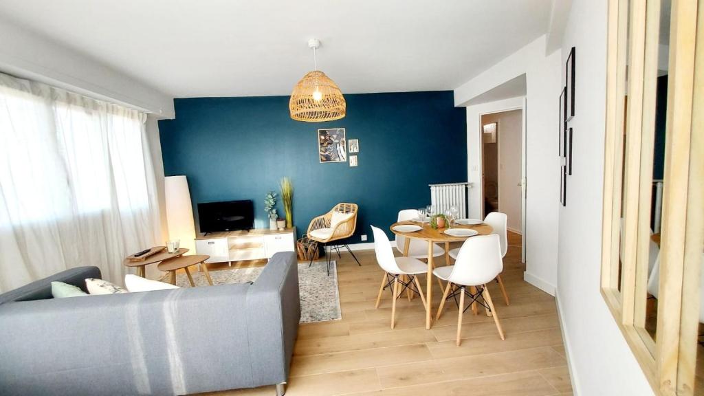 Cosy Jasmin 3CH- 83 M² - Balcon+ Parking gratuit 14 Boulevard d'Alsace Lorraine, 64000 Pau