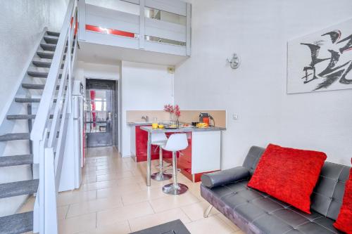 Cosy Mezzanine