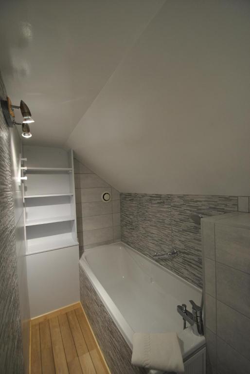 Cosy, modern 2-bed with fireplace & beautiful views 74300 Flaine