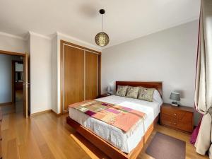 Cosy Modern Apartment Garajau