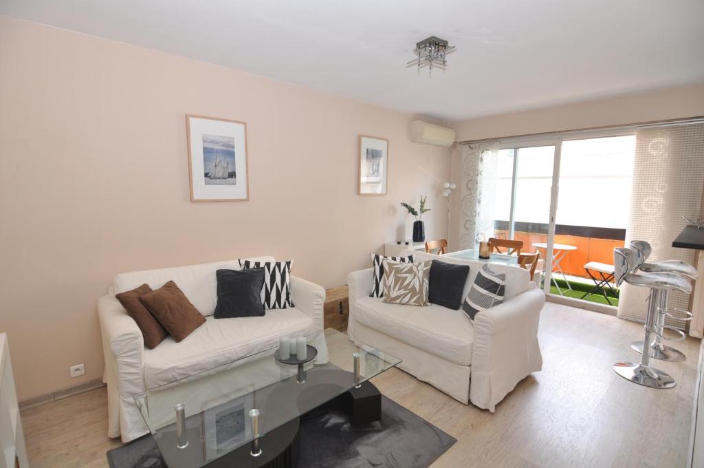 Cosy One-Bedroom Apartment -StayInAntibes- Le Cosy 16 Boulevard Dugommier, 06600 Antibes