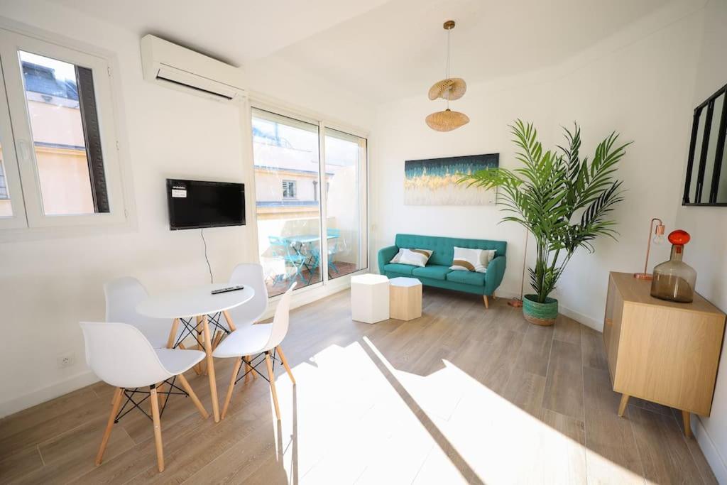 Appartement Cosy pied à terre Rue Corneille, Coeur Marseille, 4 pers, 2 ch 14 Rue Corneille 13001 Marseille