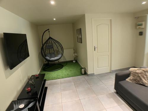 Appartement cosy proche Roissy CDG Astérix DisneyLand Paris Goussainville france