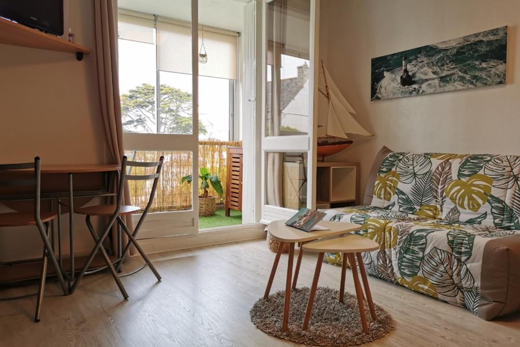 Appartement Appartement cosy Roscoff 50 m plage thalasso WIFI PARKING 11 Rue Victor Hugo, 29680 Roscoff